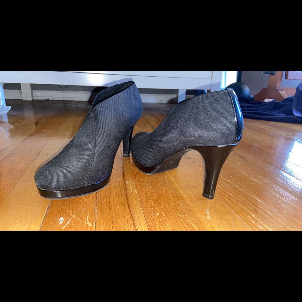 Black heeled booties